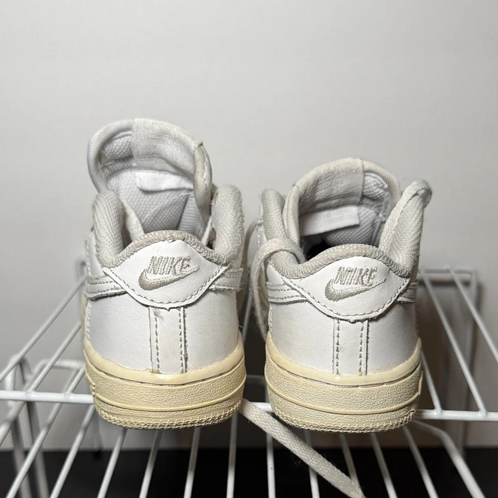 Nike Kids Air Force 1 Sneakers Size 10 Toddler Shoes